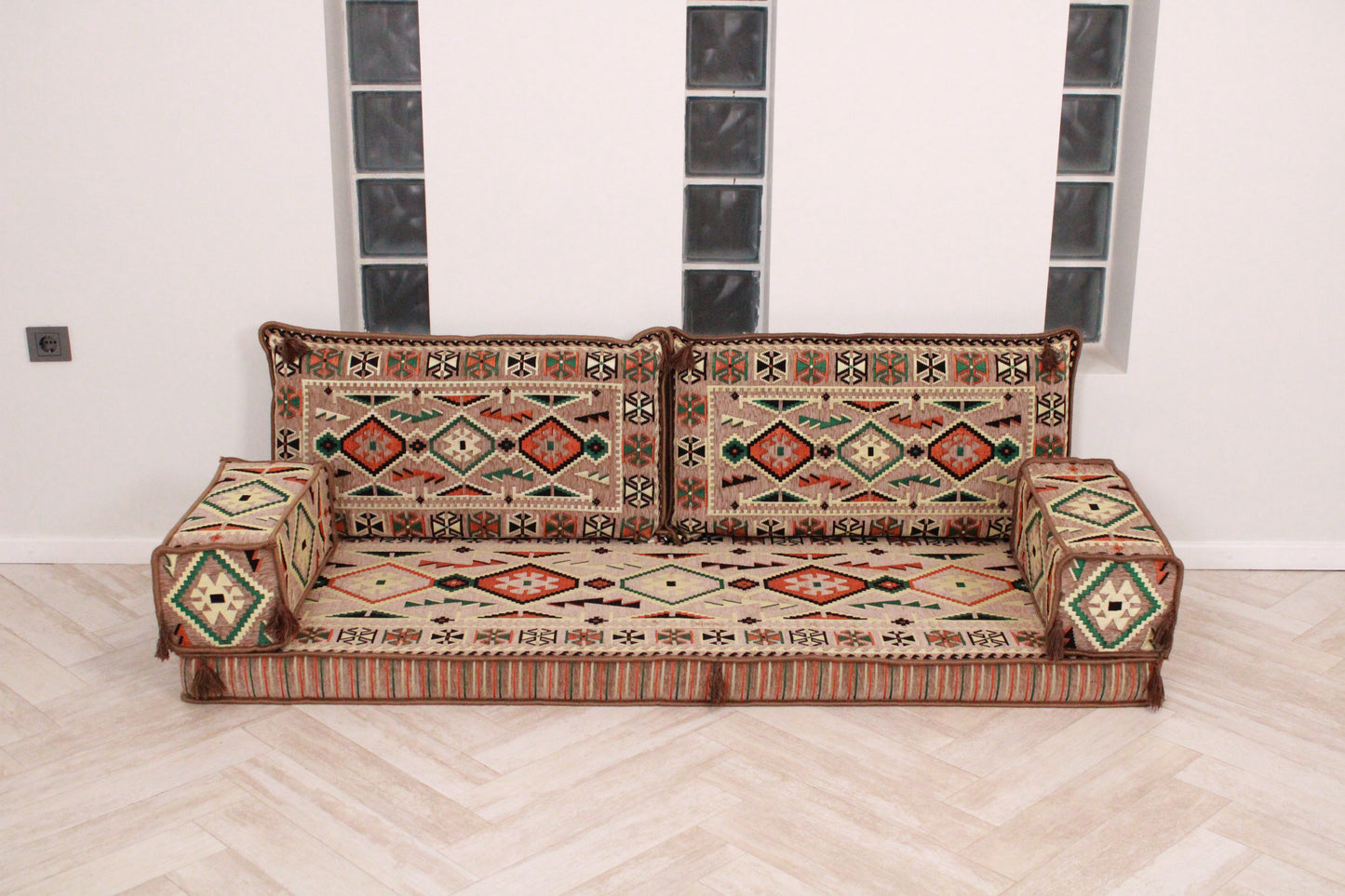 Arabic Style Majlis Floor Sofa – Traditional Low Seating Design
