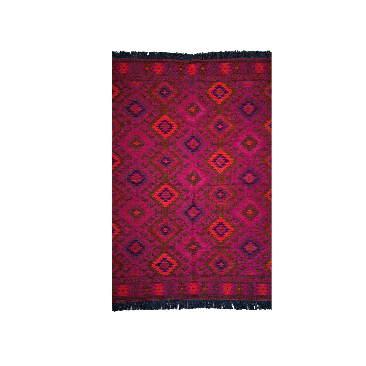 Mystical Anatolia 4 × 6 ft kilim rug – Pink/Purple pattern